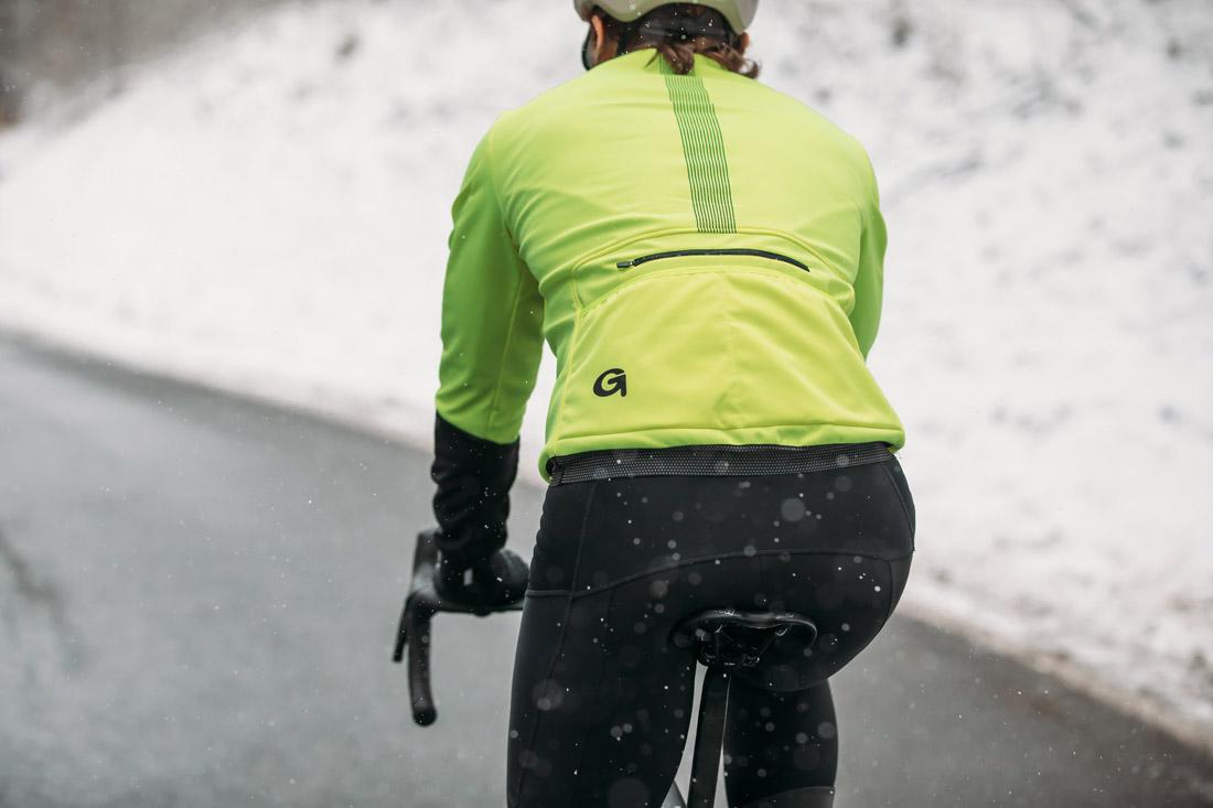 Winter Fahrradjacken in Signalfarben