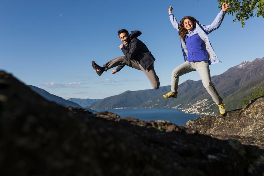 Funktionsbekleidung muss einer Menge Action standhalten und sollte daher gut gepflegt werden Maier Sports - Mann und Frau in Outdoor Funktionskleidung