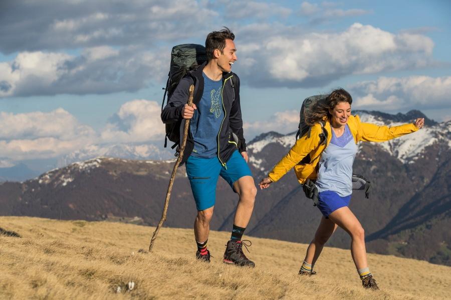 Trendige Mode zum Trekken und Hiken von Maier Sports - Trendthema Hiking