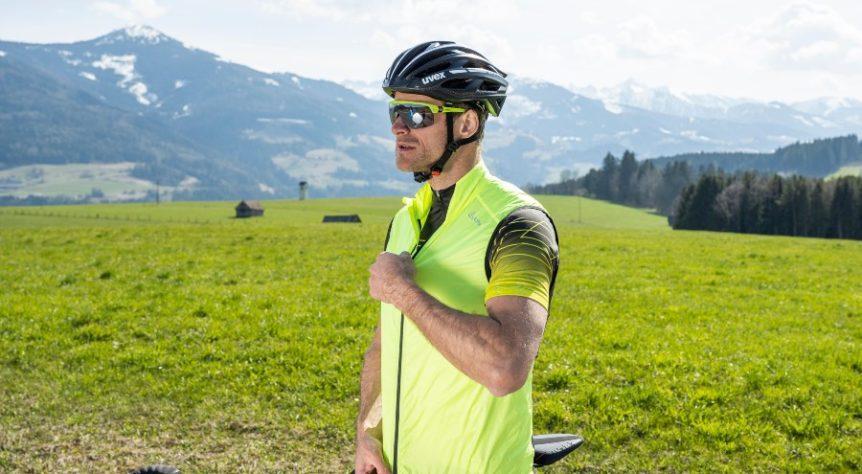 Reflektierende Kleidung zum Radfahren