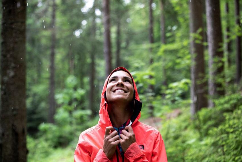 Gonso Damen Allwetterjacke Sura light Gonso Damen Allwetterjacke Sura light - Radfahren im Regen